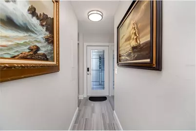 494 Boca Ciega Point Boulevard N, Saint Petersburg, FL 33708 - Photo 7