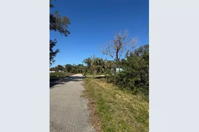 194 Ray Street, Port Charlotte, FL 33954 - Photo 5