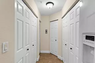 5041 Sunridge Palms Dr, Tampa, FL 33617 - Photo 25