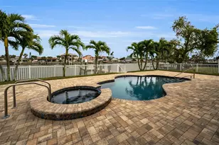 11325 5th St E, Treasure Island, FL 33706 - Photo 57