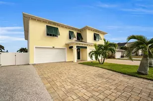 11325 5th St E, Treasure Island, FL 33706 - Photo 3