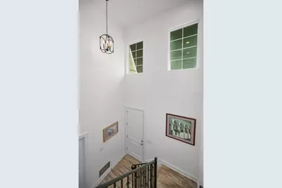 11325 5th Street E, Treasure Island, FL 33706 - Photo 9