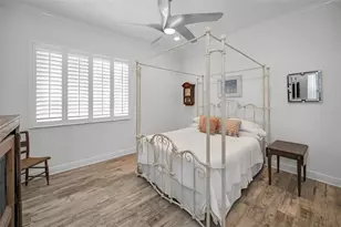 11325 5th St E, Treasure Island, FL 33706 - Photo 37