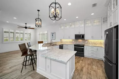 11325 5th Street E, Treasure Island, FL 33706 - Photo 25