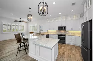 11325 5th St E, Treasure Island, FL 33706 - Photo 25