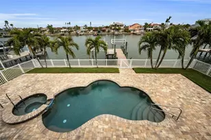 11325 5th St E, Treasure Island, FL 33706 - Photo 15