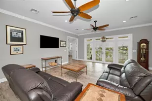 11325 5th St E, Treasure Island, FL 33706 - Photo 11