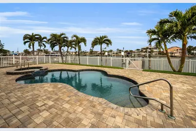 11325 5th Street E, Treasure Island, FL 33706 - Photo 55