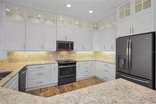 11325 5th St E, Treasure Island, FL 33706 - Photo 21