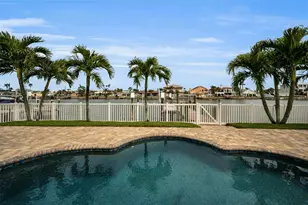 11325 5th St E, Treasure Island, FL 33706 - Photo 57
