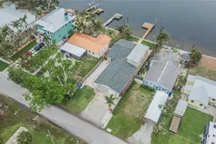 1022 Canal St, Ruskin, FL 33570 - Photo 33