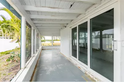 2744 45th Street S, Gulfport, FL 33711 - Photo 33