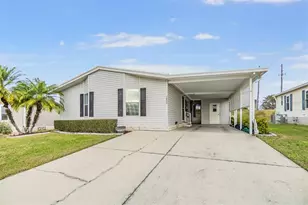 7800 Kay Marie Ave, Zephyrhills, FL 33541 - Photo 21