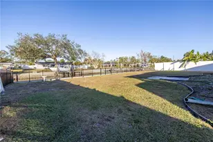 811 Camellia Ave, Ellenton, FL 34222 - Photo 39