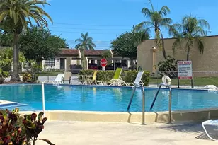 13714 Mission Oaks Blvd, Seminole, FL 33776 - Photo 23