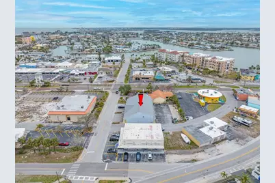 10625 1st Street E, Treasure Island, FL 33706 - Photo 9