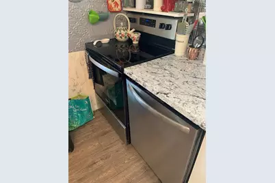 10456 Peaceful Drive, Largo, FL 33773 - Photo 5