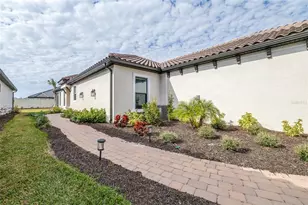 4639 Garofalo Rd, Wesley Chapel, FL 33543 - Photo 11