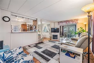 36905 Beth Ave, Zephyrhills, FL 33542 - Photo 15