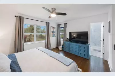 2504 W Fletcher Avenue, Tampa, FL 33618 - Photo 15