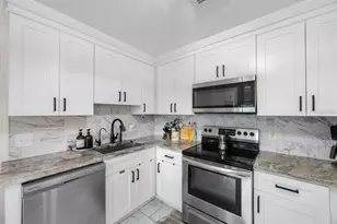2504 W Fletcher Ave, Tampa, FL 33618 - Photo 11
