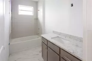 9057 Bantry Bay Blvd, Englewood, FL 34224 - Photo 11