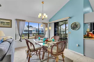 11961 W Edgeview Ct, Crystal River, FL 34429 - Photo 9