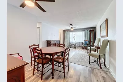 8330 Vendome Boulevard N, Pinellas Park, FL 33781 - Photo 9