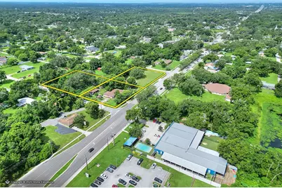 703 E Lumsden Road, Brandon, FL 33511 - Photo 7