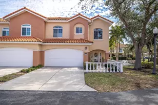 6224 Vista Verde Dr W, Saint Petersburg, FL 33707 - Photo 3