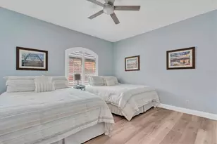 6224 Vista Verde Dr W, Saint Petersburg, FL 33707 - Photo 25