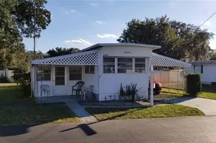 37402 Hammond Dr, Zephyrhills, FL 33541 - Photo 1