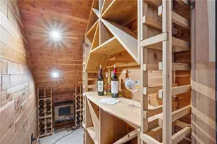 513 Suwanee Cir, Tampa, FL 33606 - Photo 23