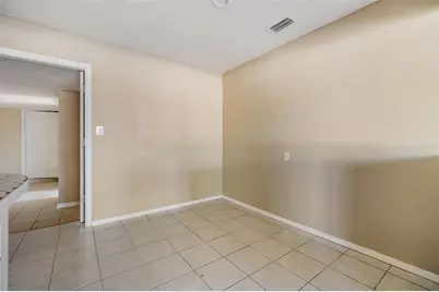 5130 Dr Martin Luther King Jr St S, Saint Petersburg, FL 33705 - Photo 21