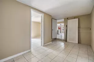 5130 Dr Martin Luther King Jr St S, Saint Petersburg, FL 33705 - Photo 23