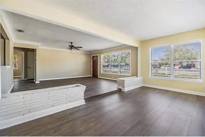 5130 Dr Martin Luther King Jr St S, Saint Petersburg, FL 33705 - Photo 11