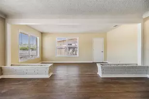 5130 Dr Martin Luther King Jr St S, Saint Petersburg, FL 33705 - Photo 9