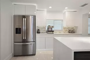 16015 Redington Dr, Redington Beach, FL 33708 - Photo 17