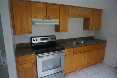 9800 N 10th Street, Tampa, FL 33612 - Photo 7