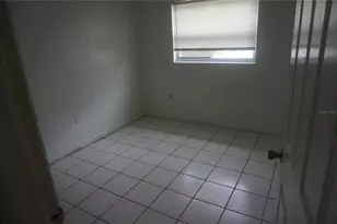 9800 N 10th St, Tampa, FL 33612 - Photo 5