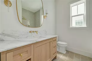 323 Appian Way NE, Saint Petersburg, FL 33704 - Photo 23