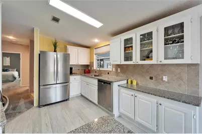 37622 New Horizons Boulevard, Zephyrhills, FL 33541 - Photo 21