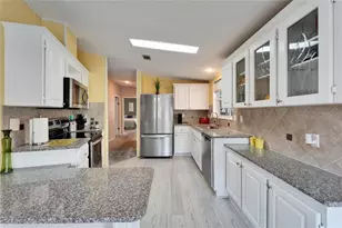 37622 New Horizons Blvd, Zephyrhills, FL 33541 - Photo 19