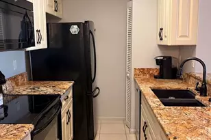 2067 Hunters Glen Dr, Dunedin, FL 34698 - Photo 5