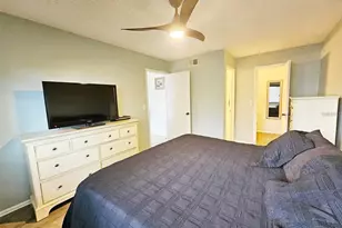 2067 Hunters Glen Dr, Dunedin, FL 34698 - Photo 13