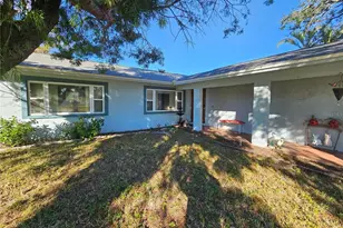 7711 Innis Ct, Saint Petersburg, FL 33709 - Photo 1