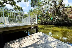 7418 Bay Dr, Tampa, FL 33635 - Photo 9