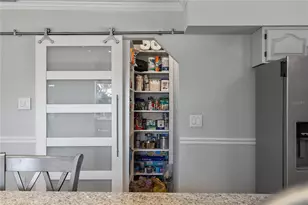 7418 Bay Dr, Tampa, FL 33635 - Photo 15