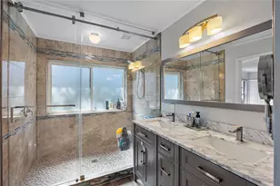 7418 Bay Dr, Tampa, FL 33635 - Photo 7