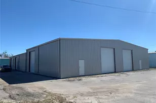 1710 Turkey Creek Rd, Plant City, FL 33566 - Photo 1